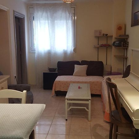 Comfy Home 35Sqm Near National Garden Атина Екстериор снимка